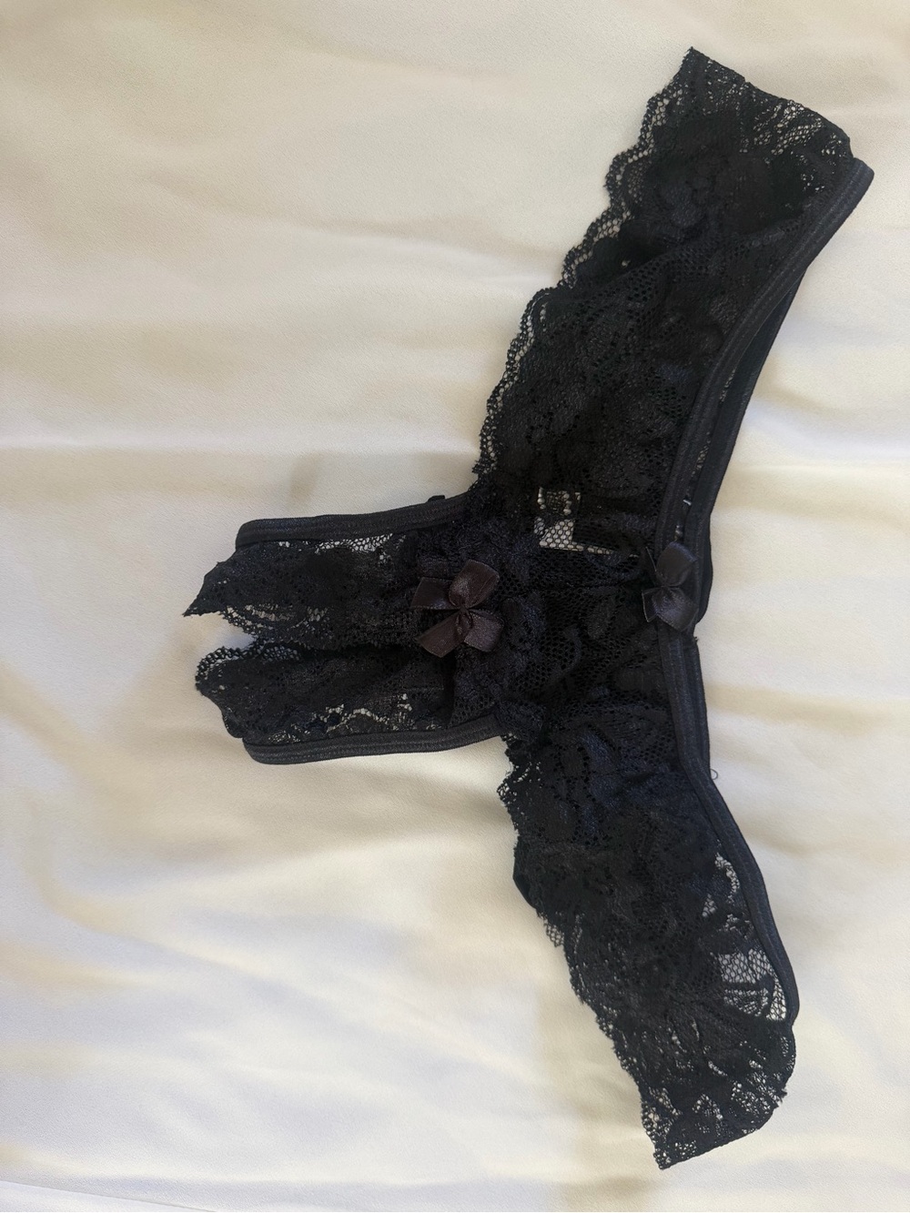 Black Lace Women's crotchless Panty